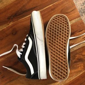 Black classic vans